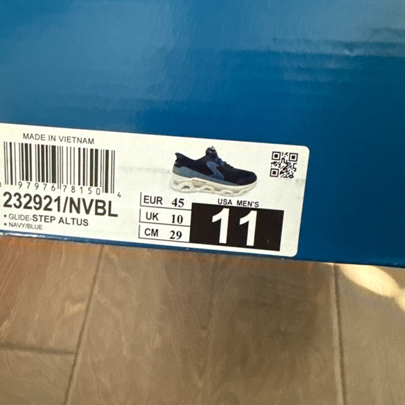 Men’s sneakers - Picture 2 of 6